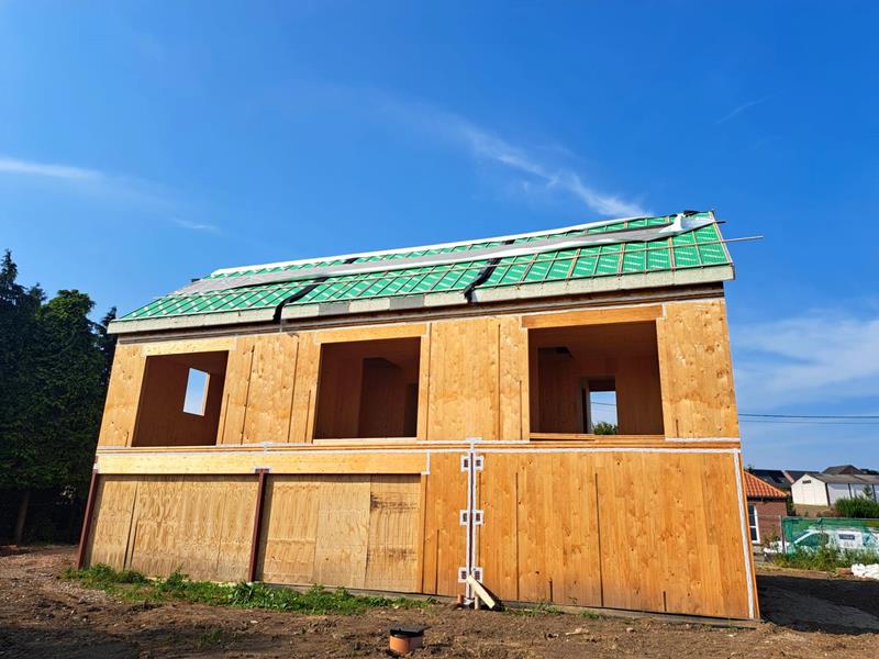 Maison individuelle moderne en CLT massif