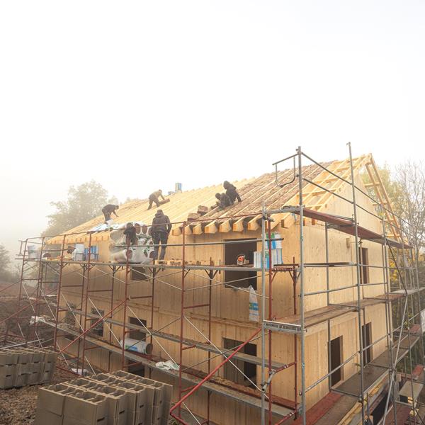 Massiefhouten woning in Steffeshausen (B)